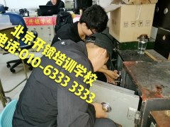 疯狂日逼私人影片"